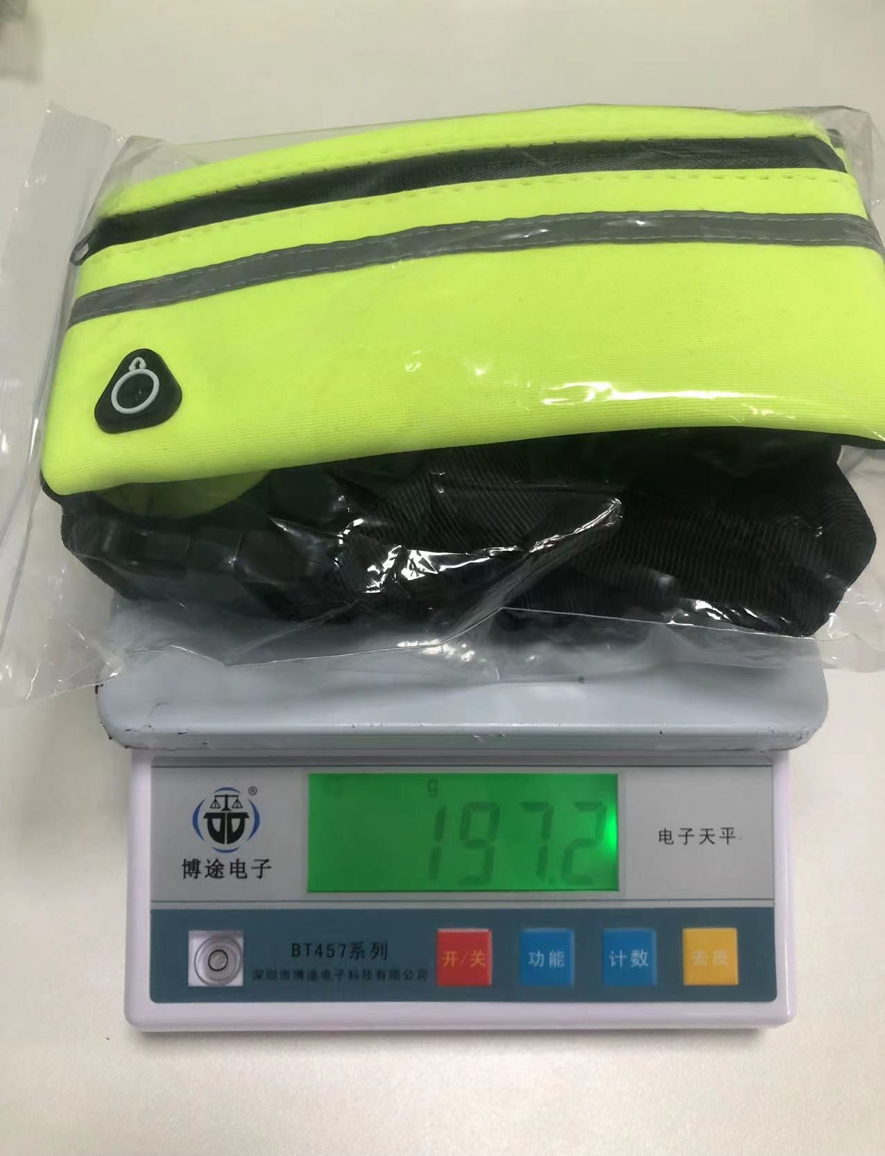 Hands Free Dog Leash for Running Walking Waist Bag